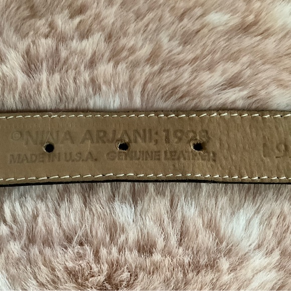 Gold and Silver Belt - Picture 4 of 7